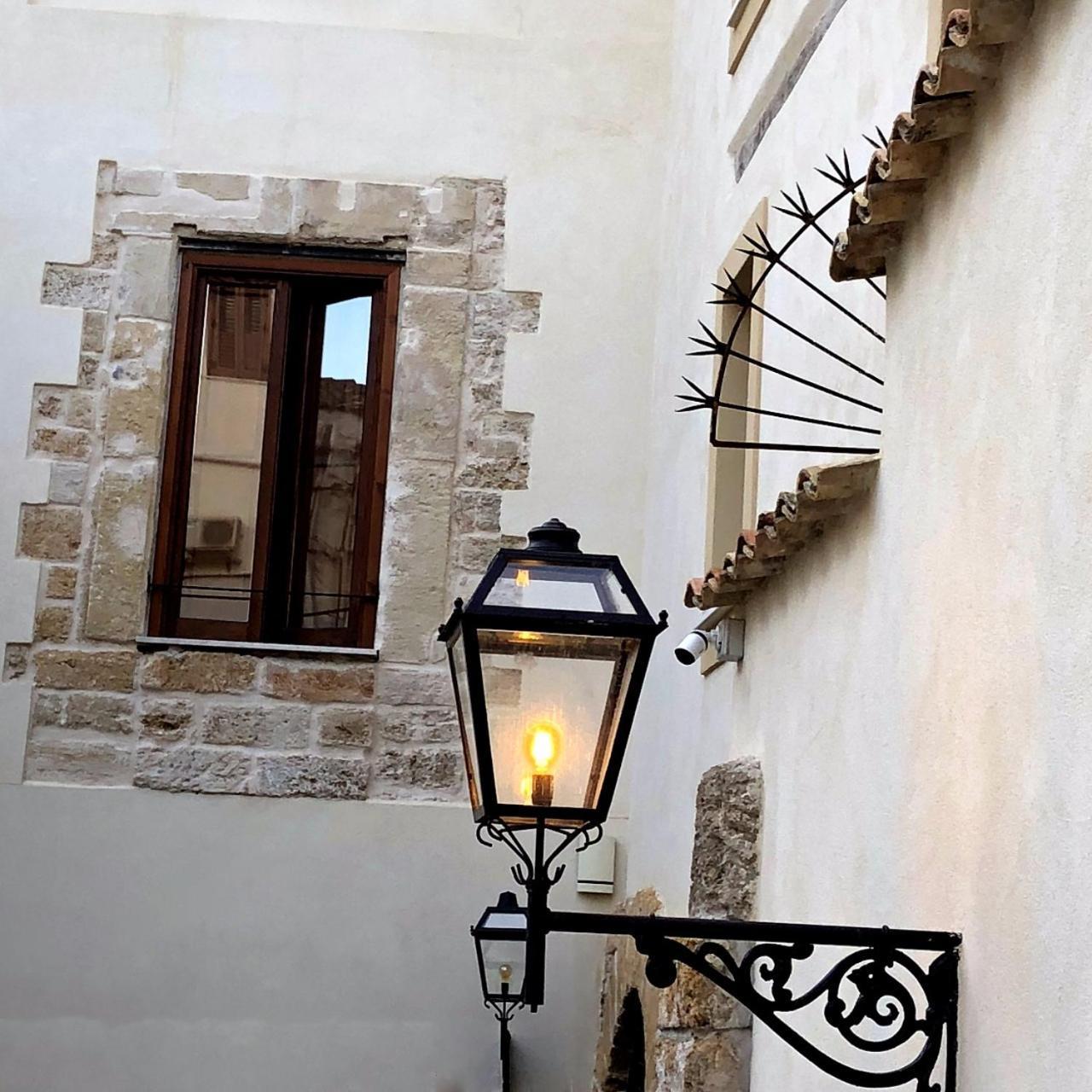 Locanda Sette Fate Spa E Solarium Palermo Bagian luar foto