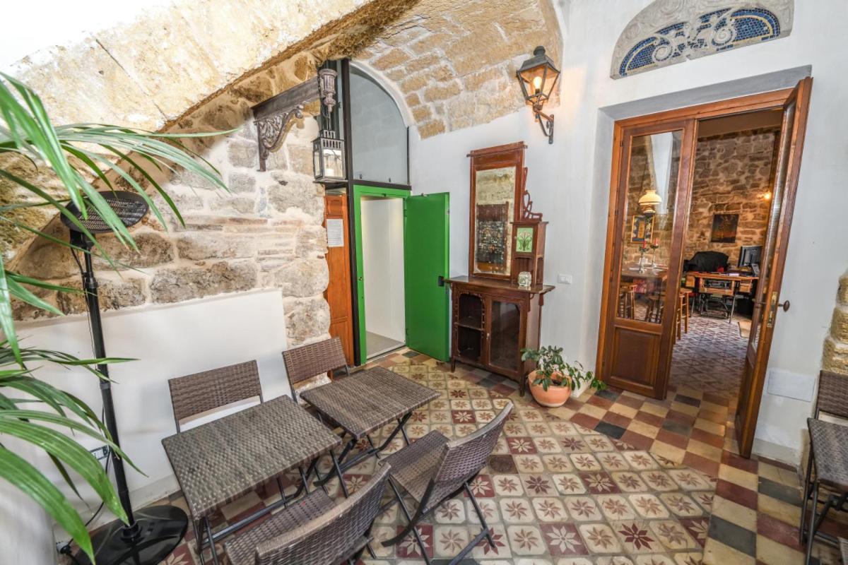 Locanda Sette Fate Spa E Solarium Palermo Bagian luar foto