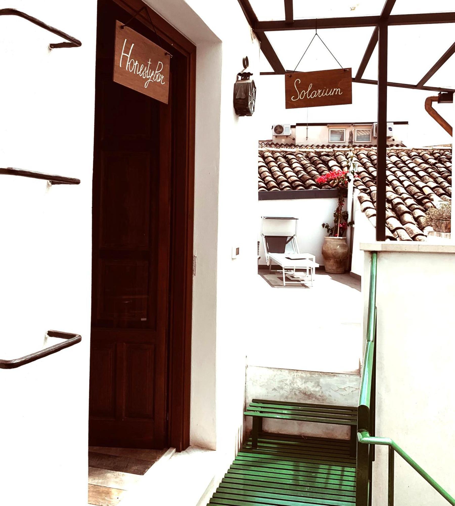 Locanda Sette Fate Spa E Solarium Palermo Bagian luar foto