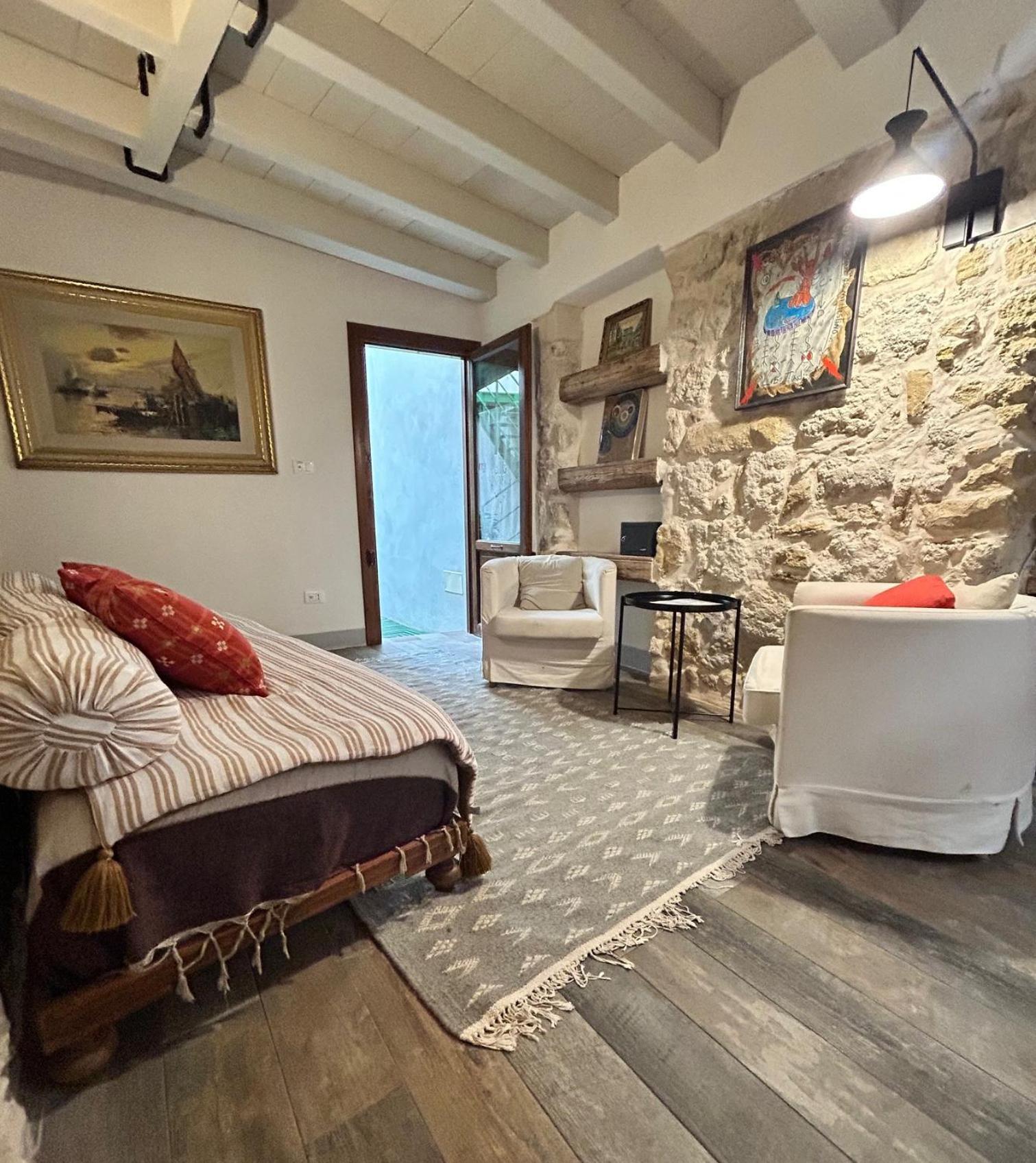 Locanda Sette Fate Spa E Solarium Palermo Bagian luar foto